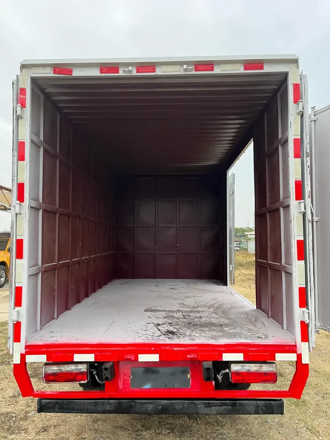 2026 Yuejin ChaoYue H 8MT,autocango,china used car exporter,china ev exporter,chinese used car exporter,chinese used ev exporter