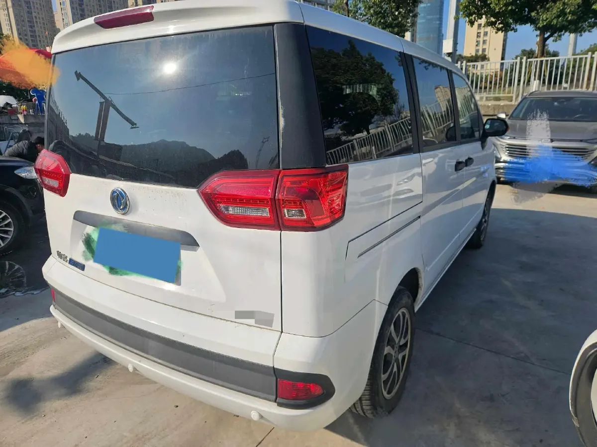 2018 Dongfeng ShuaiKe BEV 49.572KWH,autocango,china used car exporter,china ev exporter,chinese used car exporter,chinese used ev exporter