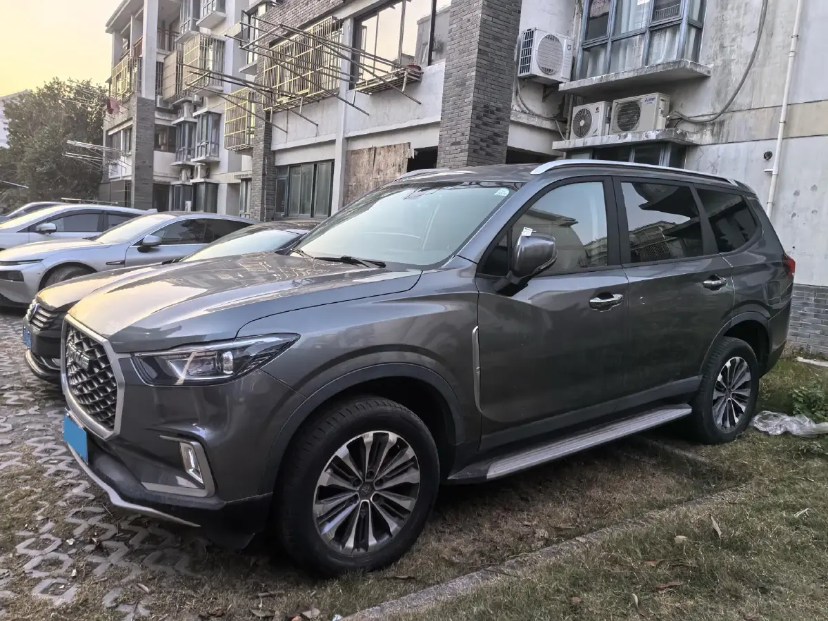 2017 MAXUS D90 2.0T 224HP L4 6AT