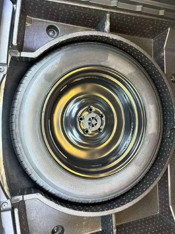 2024 ChangAn UNI-K 2.0T 233HP L4 8AT,autocango,china used car exporter,china ev exporter,chinese used car exporter,chinese used ev exporter