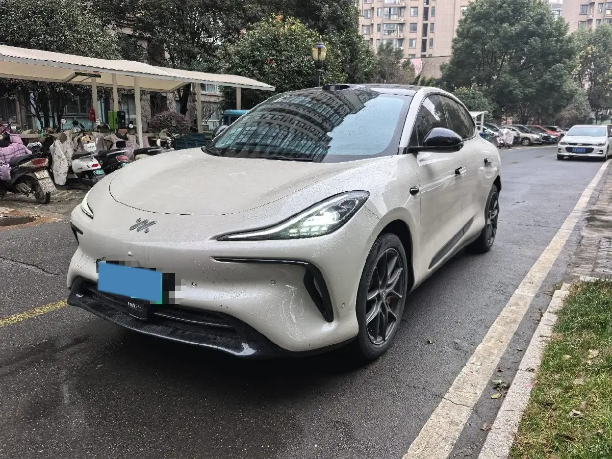 2023 IM LS6 BEV 90KWH