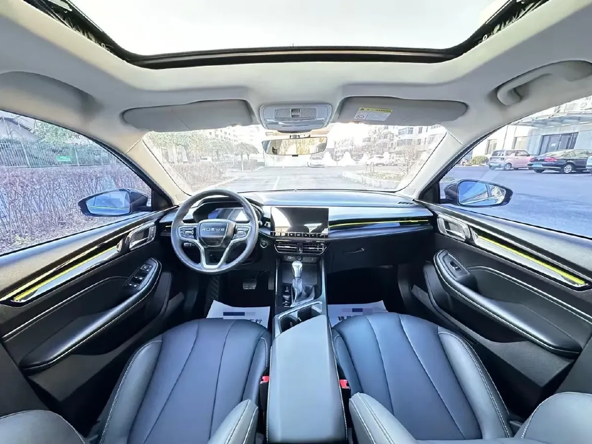 2021 Roewe i5 1.5L 120HP L4 CVT,autocango,china used car exporter,china ev exporter,chinese used car exporter,chinese used ev exporter