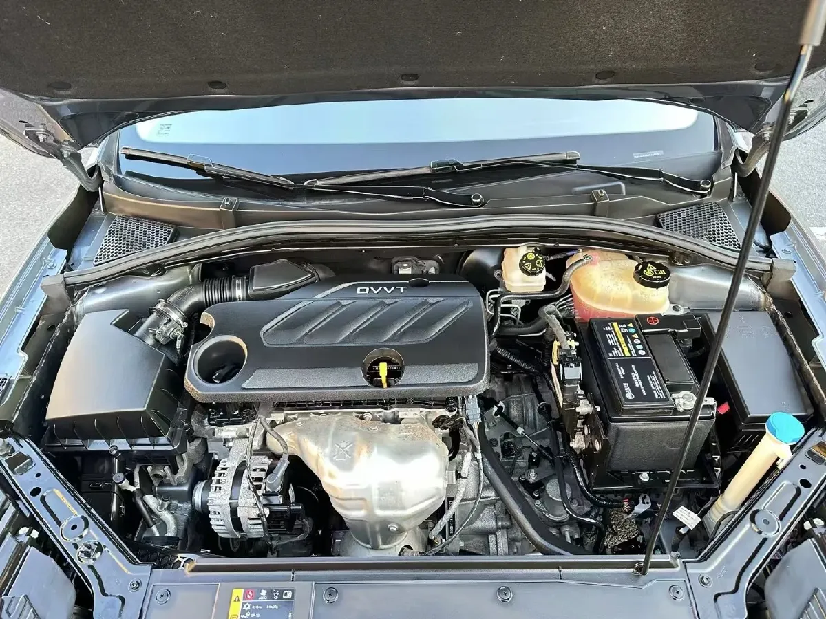 2021 Roewe i5 1.5L 120HP L4 CVT,autocango,china used car exporter,china ev exporter,chinese used car exporter,chinese used ev exporter