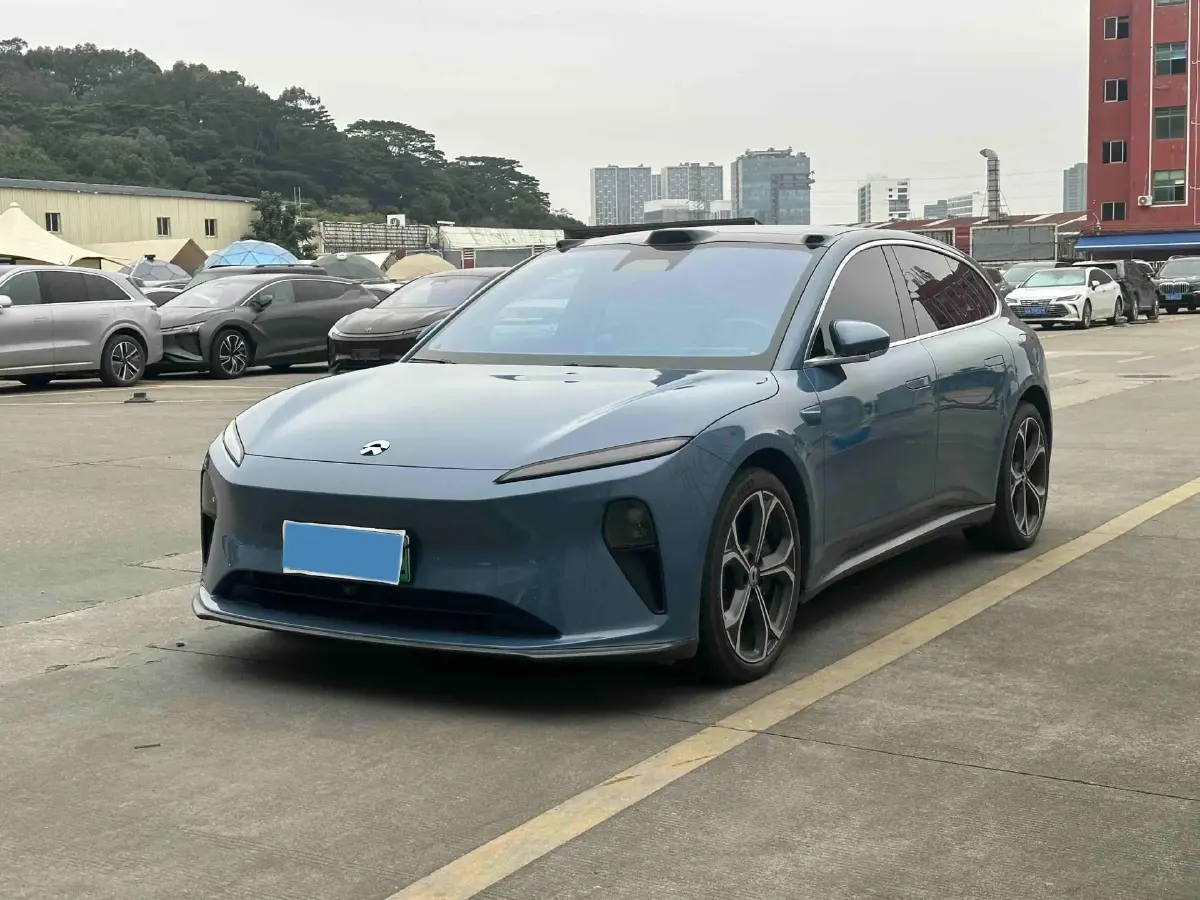 2023 NIO ET5T BEV 75KWH