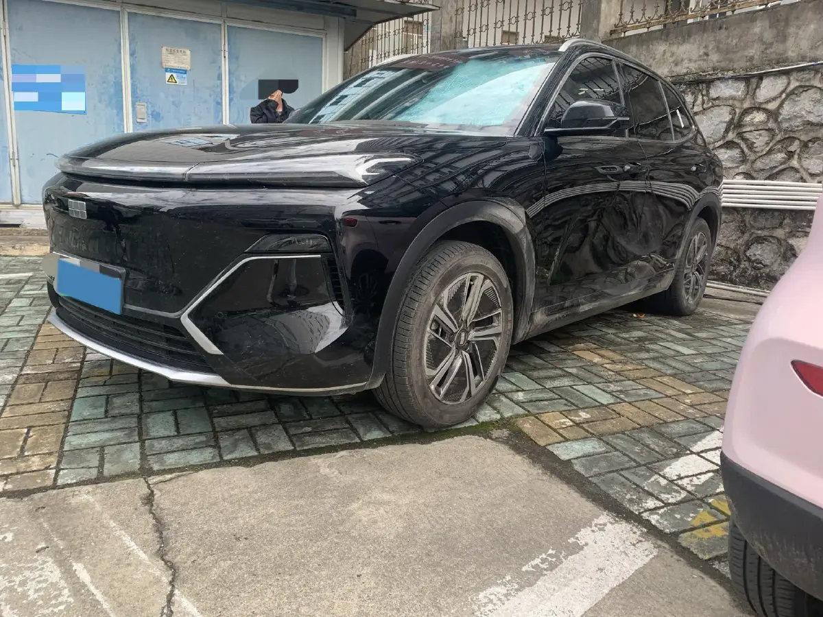 2025 BYD Sea Lion 05 DM-i 1.5L 101HP L4 E-CVT PHEV 18.3KWH