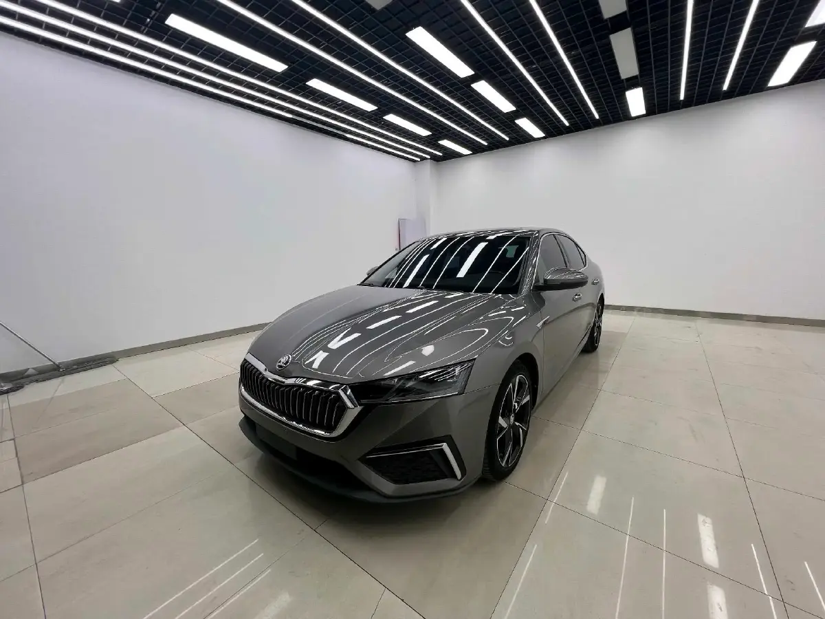 2022 Skoda Octavia 1.4T 150HP L4 7DCT