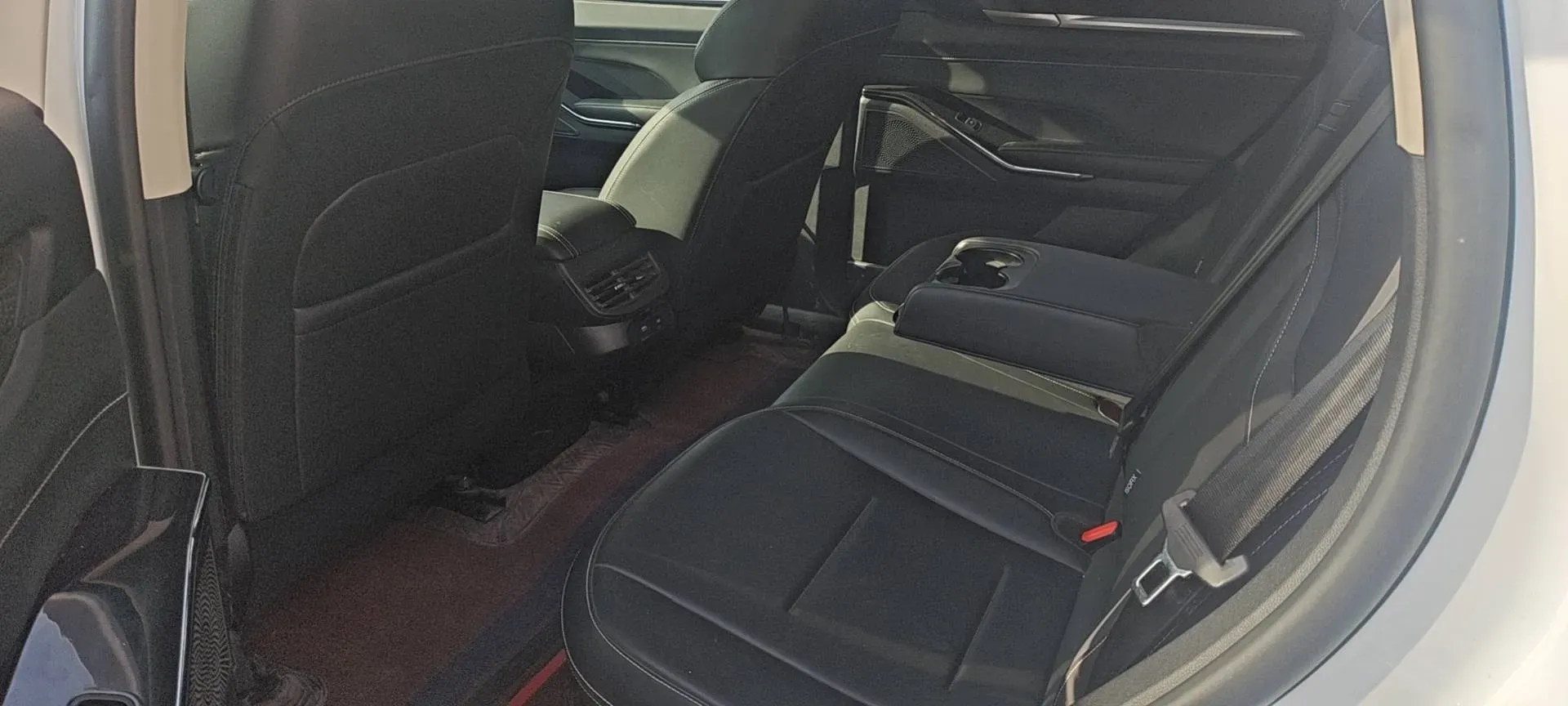 2021 Haval H6 2.0T 211HP L4 7DCT,autocango,china used car exporter,china ev exporter,chinese used car exporter,chinese used ev exporter