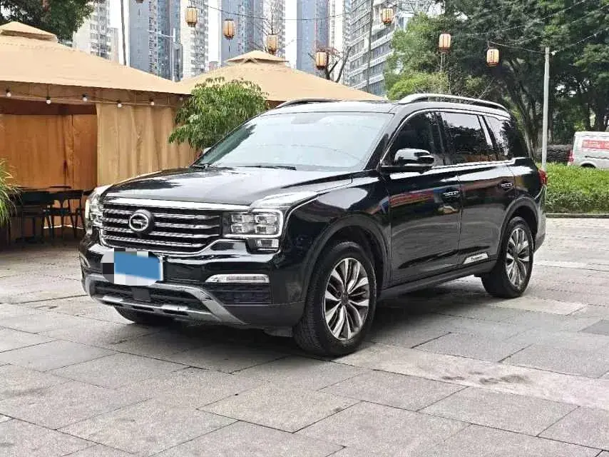 2017 GAC Trumpchi GS8 2.0T 201HP L4 6AT