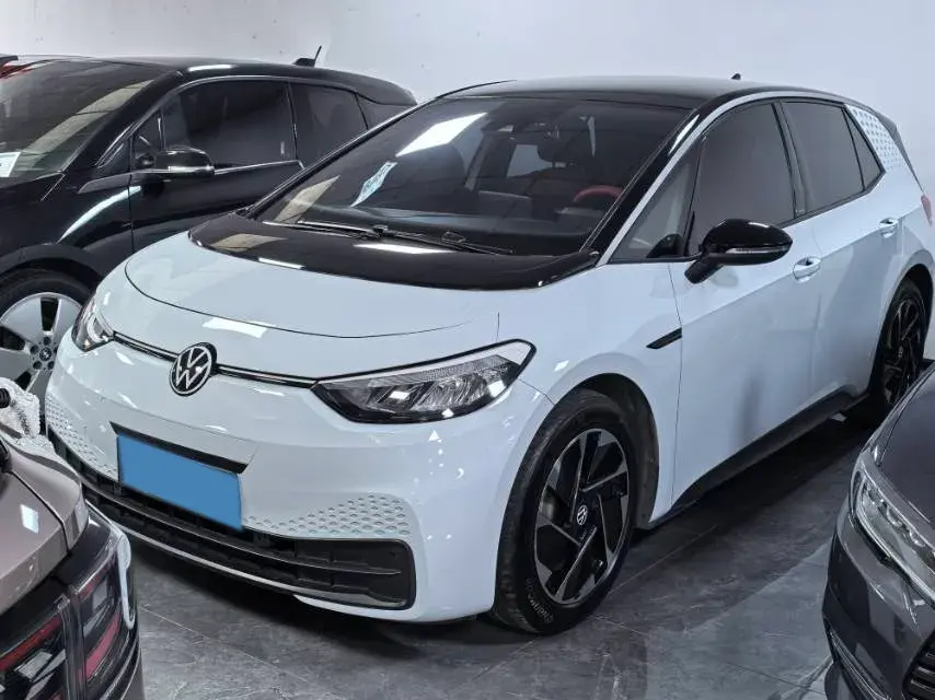 2023 Volkswagen ID.3 BEV 52.8KWH