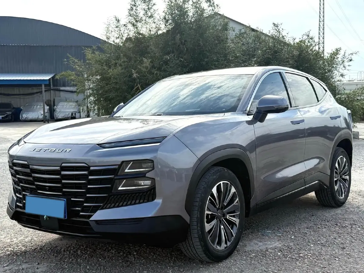 2022 Jetour DASHING 1.6T 197HP L4 7DCT