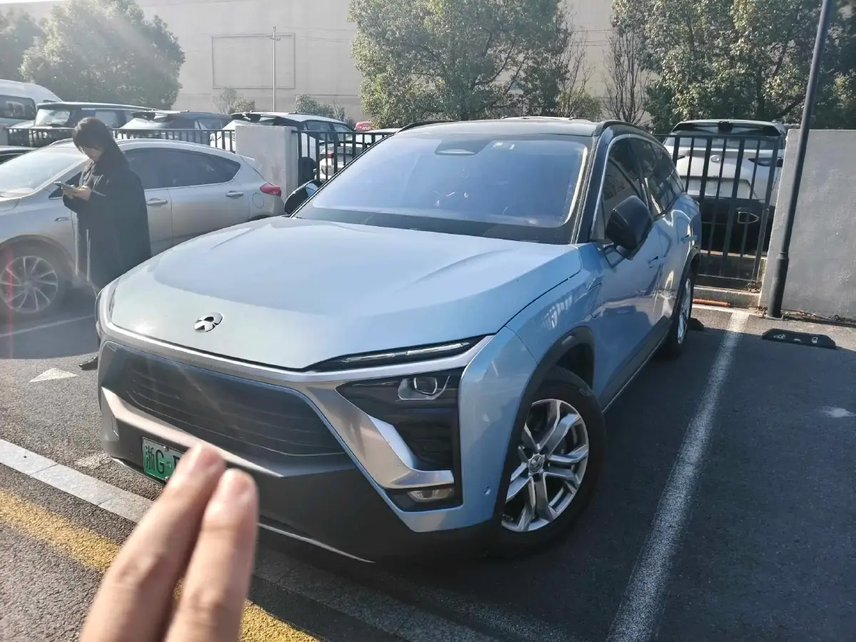 2018 NIO ES8 BEV 70KWH