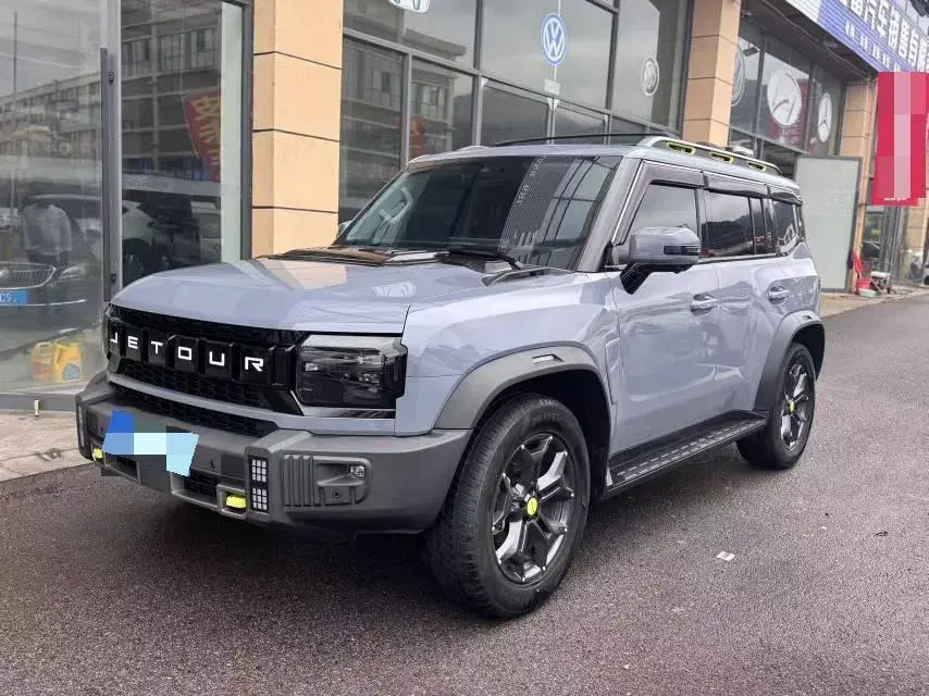 2023 Jetour Traveller 2.0T 254HP L4 7DCT