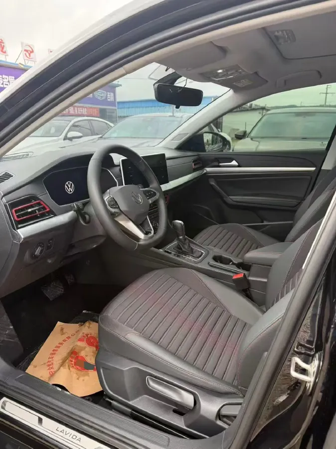 2023 Volkswagen Lavida 1.4T 150HP L4 7DCT,autocango,china used car exporter,china ev exporter,chinese used car exporter,chinese used ev exporter