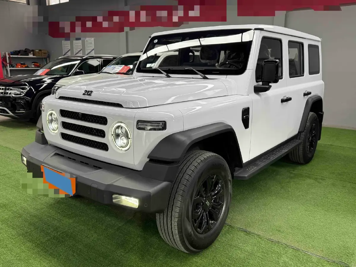 2024 212 212 T01 2.0T 252HP L4 8AT