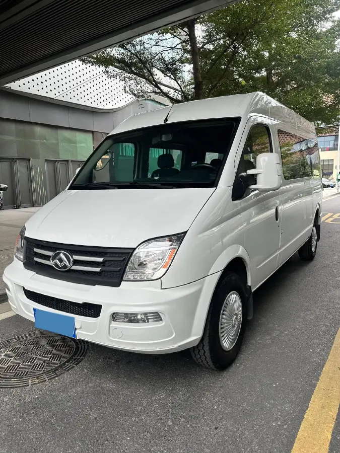 2023 MAXUS Interstellar 2.0T 143HP L4 6MT