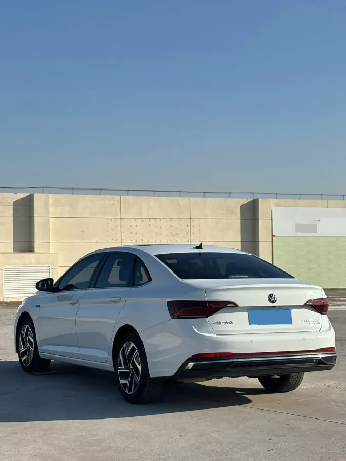 2025 Volkswagen Sagitar 1.5T 160HP L4 7DCT,autocango,china used car exporter,china ev exporter,chinese used car exporter,chinese used ev exporter