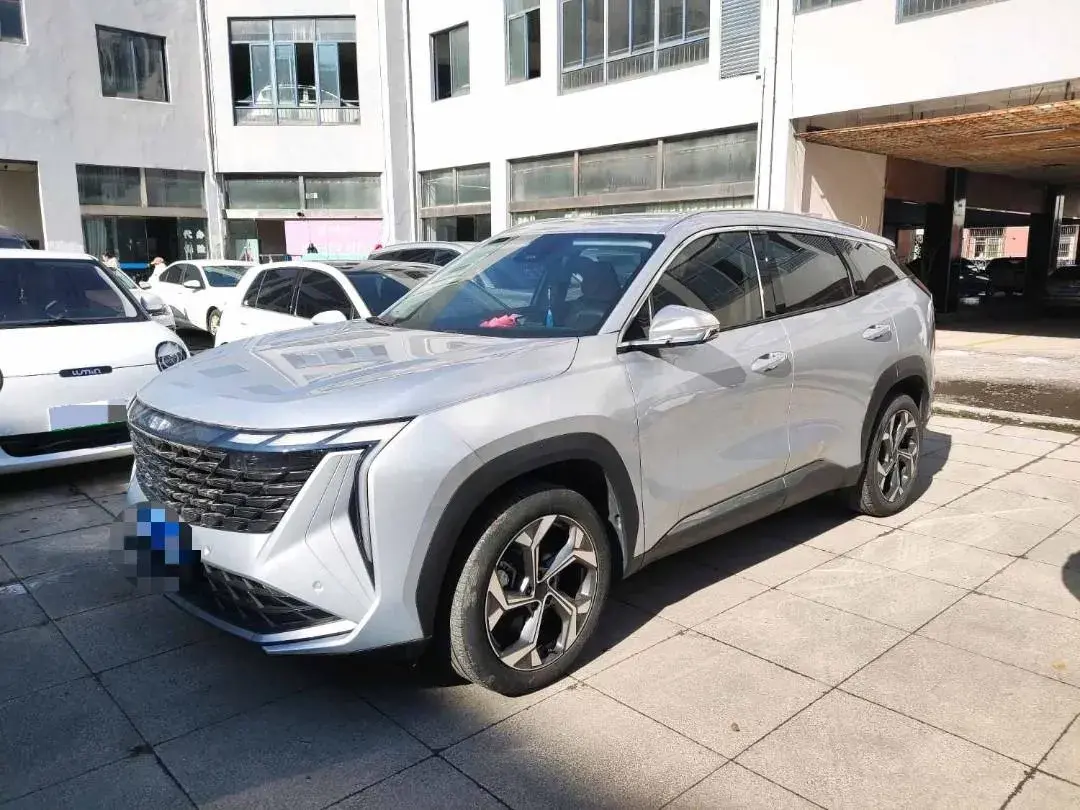 2023 Geely StarRay 1.5T 181HP L4 7DCT