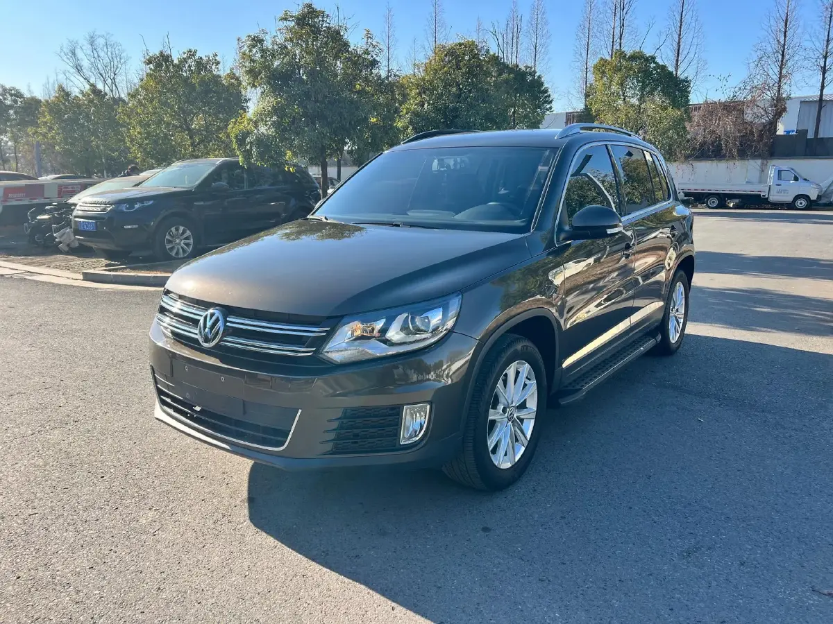2016 Volkswagen Touran 1.4T 150HP L4 7DCT