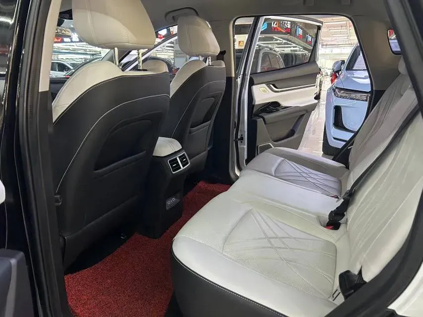 2024 Chery EV eQ7 BEV 65.52KWH,autocango,china used car exporter,china ev exporter,chinese used car exporter,chinese used ev exporter