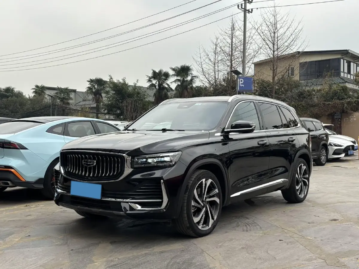 2024 Geely Monjaro 2.0T 238HP L4 8AT