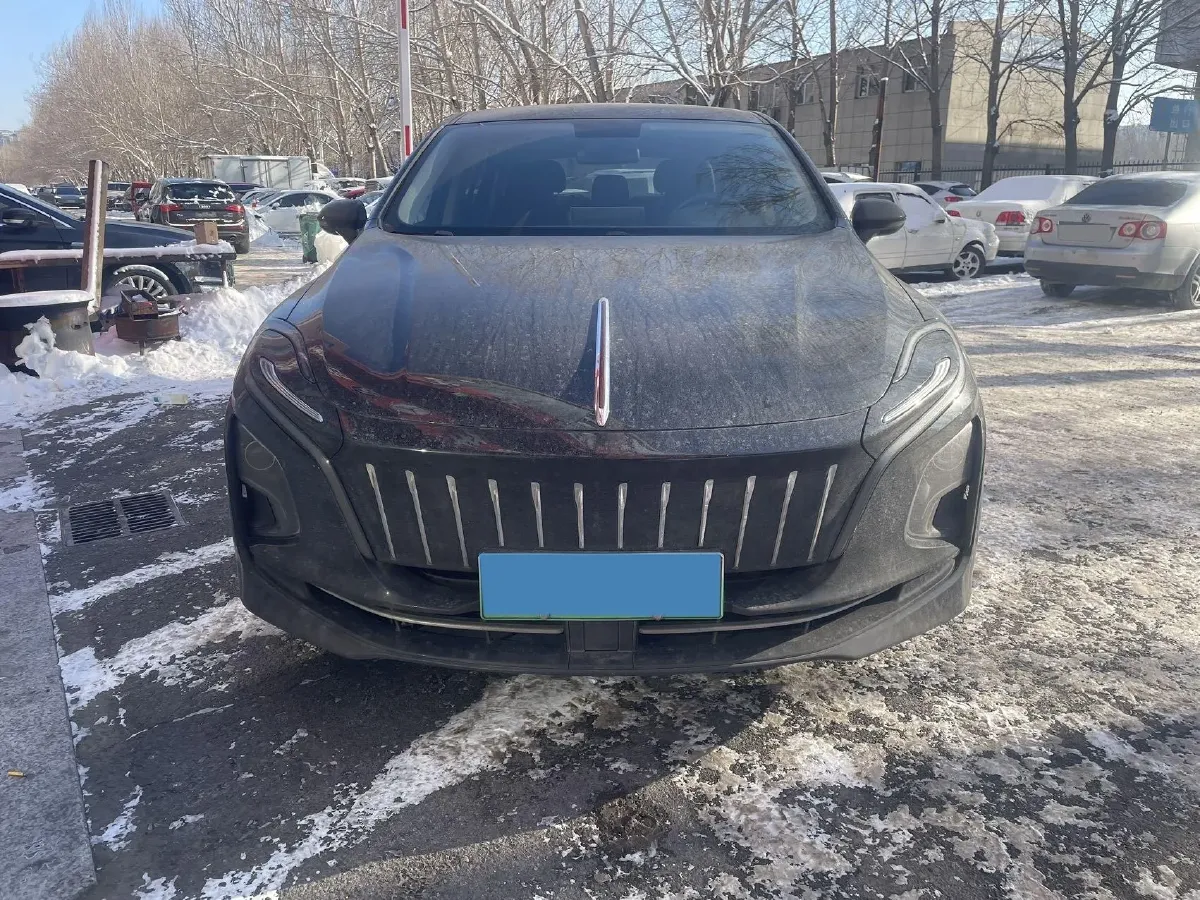 2024 HongQi E-QM5 BEV 72KWH,autocango,china used car exporter,china ev exporter,chinese used car exporter,chinese used ev exporter