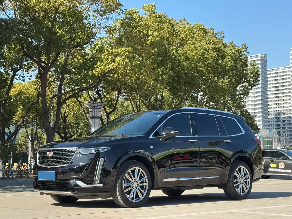 2022 Cadillac XT6 2.0T 237HP L4 9AT