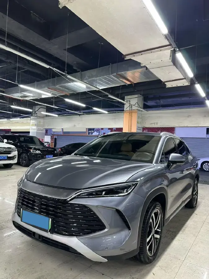 2024 BYD SongL DM-i 1.5L 101HP L4 E-CVT PHEV 18.3KWH