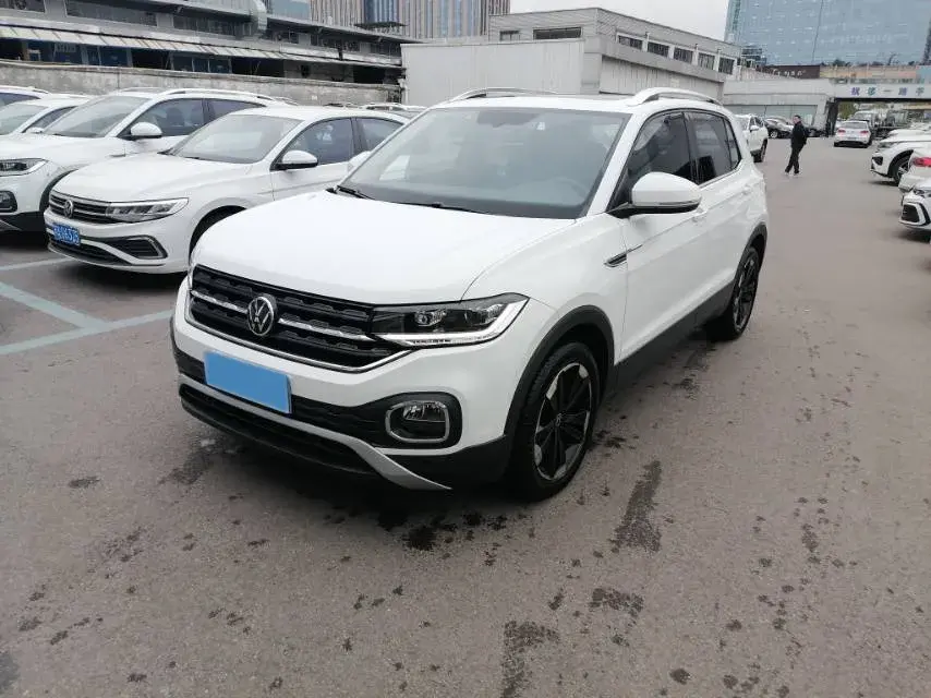 2023 Volkswagen Tacqua 1.2T 116HP L4 7DCT