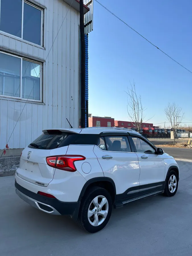 2017 BaoJun 510 1.5L 112HP L4 6MT,autocango,china used car exporter,china ev exporter,chinese used car exporter,chinese used ev exporter