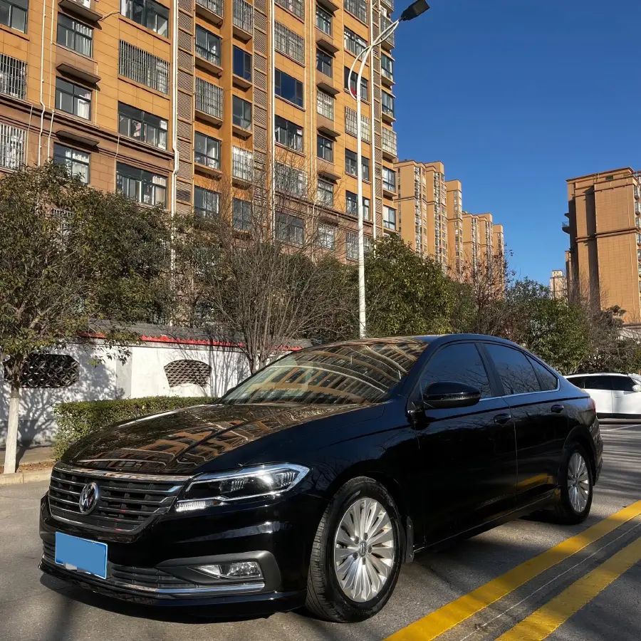 2019 Volkswagen Sagitar 1.2T 116HP L4 7DCT