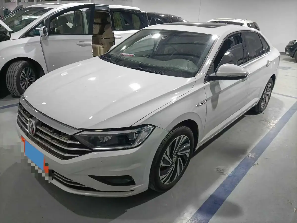 2022 Volkswagen Sagitar 1.4T 150HP L4 7DCT