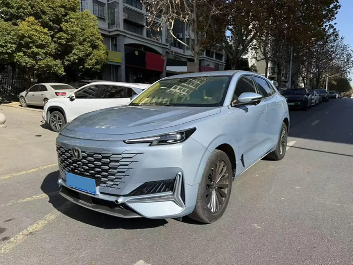 2021 ChangAn UNI-K 2.0T 233HP L4 8AT