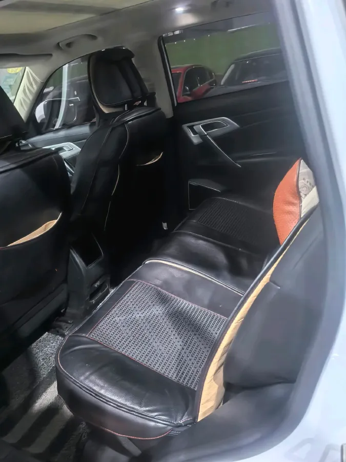 2018 Leopaard CT7 1.9T 150HP L4 6MT,autocango,china used car exporter,china ev exporter,chinese used car exporter,chinese used ev exporter