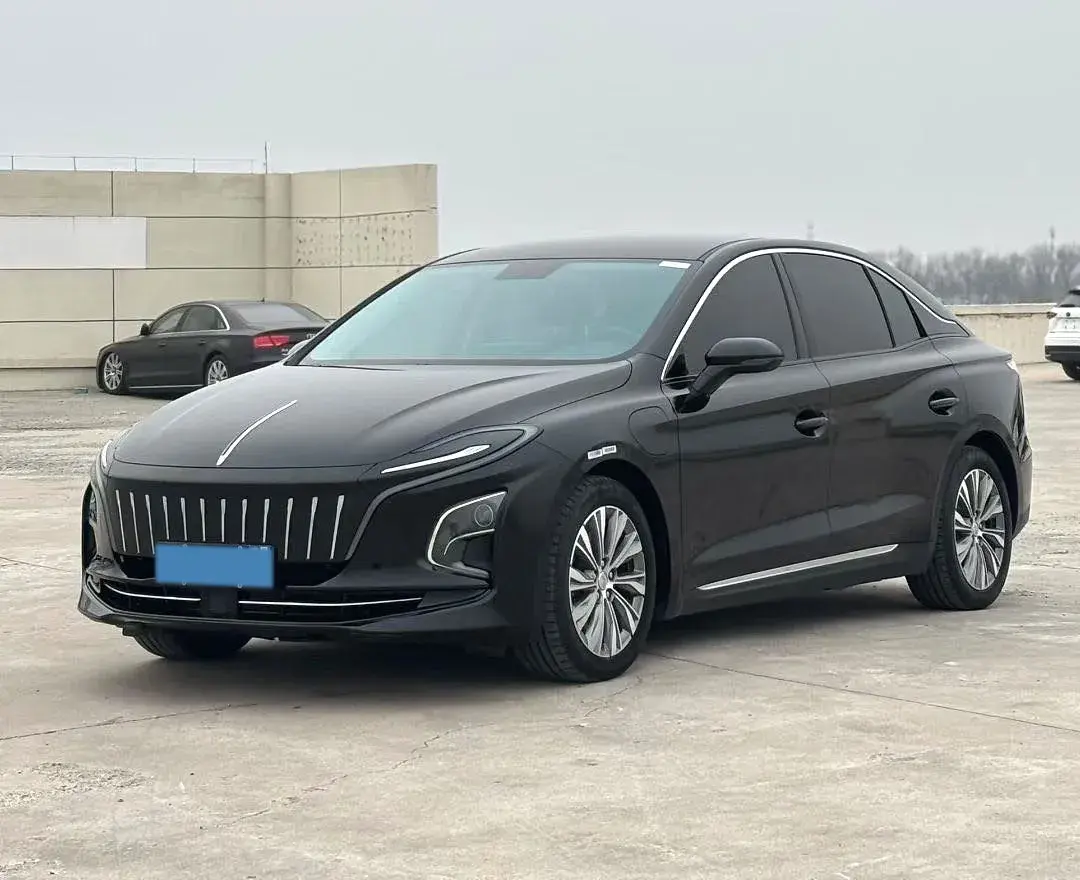 2024 HongQi E-QM5 BEV 72KWH
