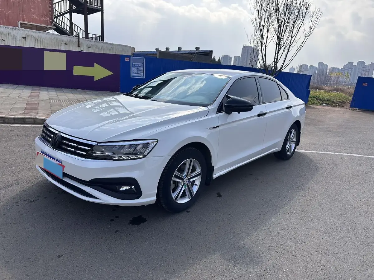 2019 Volkswagen T-Cross 1.4T 150HP L4 7DCT