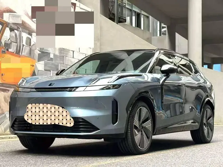 2025 Lincoln Corsair 2.0T 261HP L4 8AT