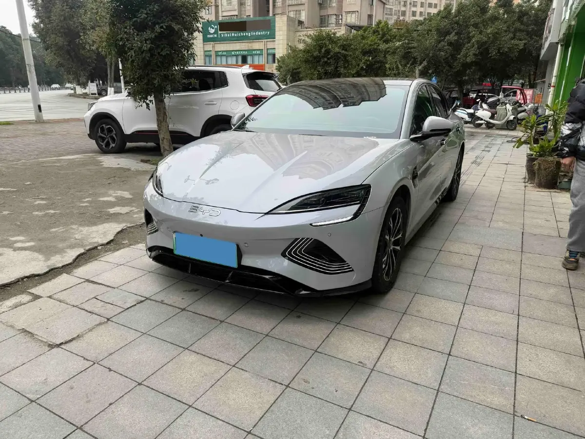 2025 BYD Seal BEV 61.44KWH