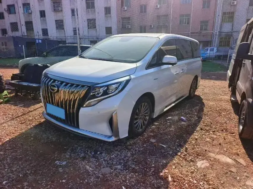 2021 GAC Trumpchi M8 2.0T 252HP L4 8AT