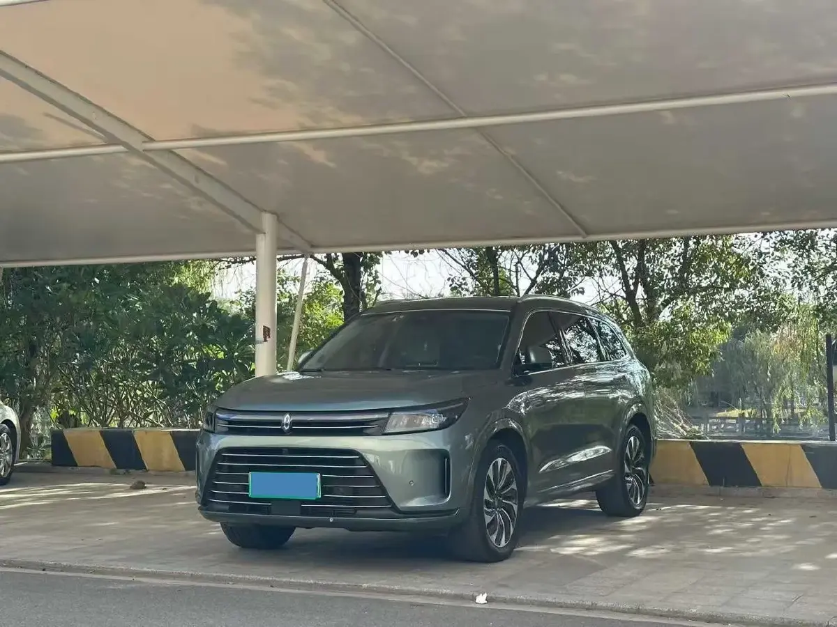 2022 Infiniti Q50L 2.0T 211HP L4 7AT