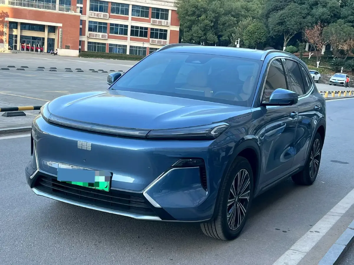 2025 BYD Sea Lion 05 DM-i 1.5L 101HP L4 E-CVT PHEV 18.3KWH