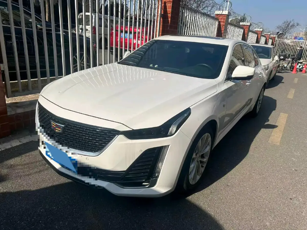 2021 Cadillac CT5 2.0T 237HP L4 10AT