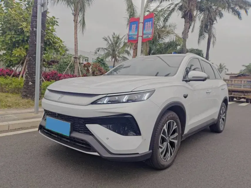 2025 BYD Song Pro 1.5L 101HP L4 E-CVT PHEV 18.3KWH