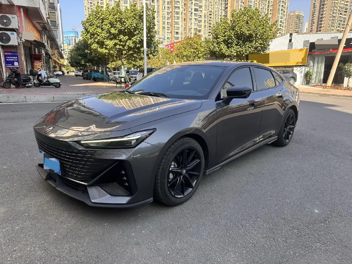 2024 ChangAn UNI-V 1.5T 188HP L4 7DCT