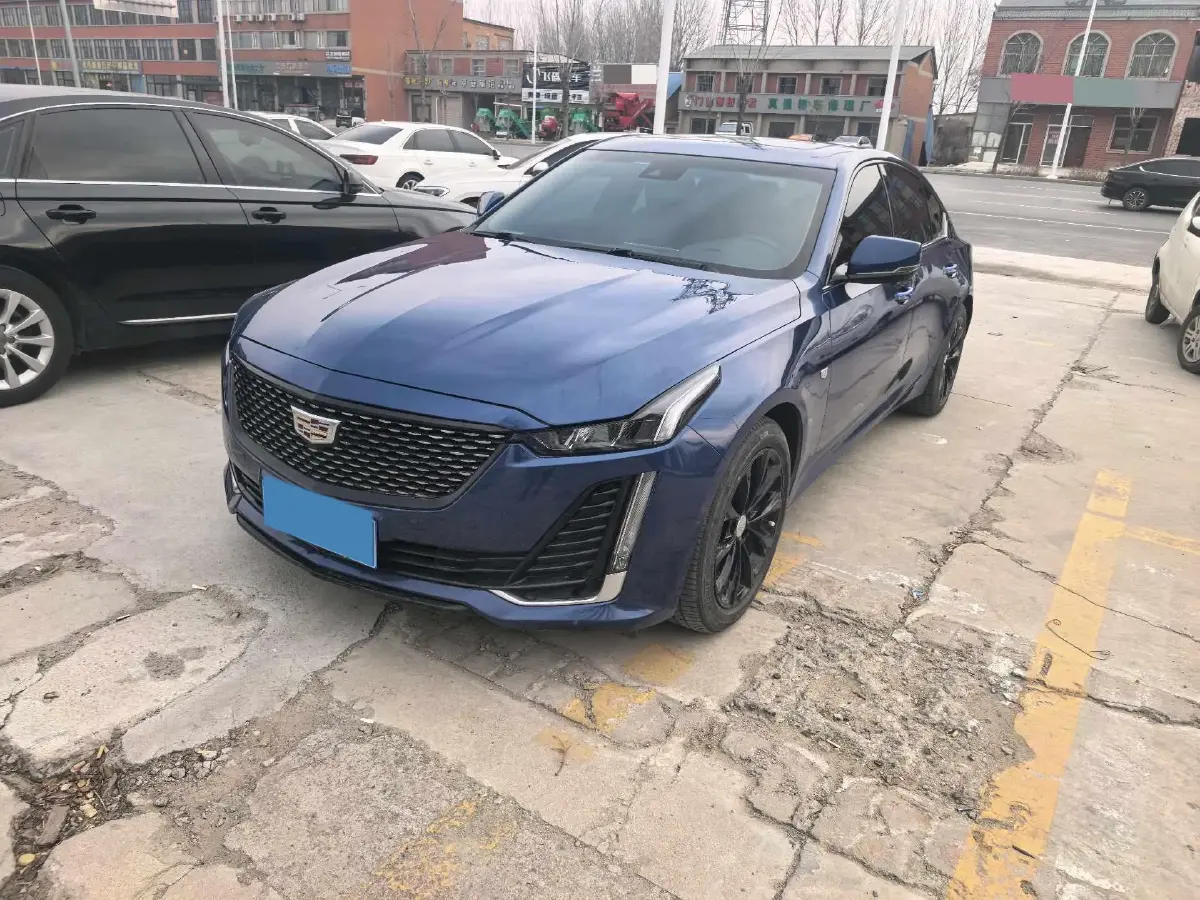 2020 Cadillac CT5 2.0T 237HP L4 10AT
