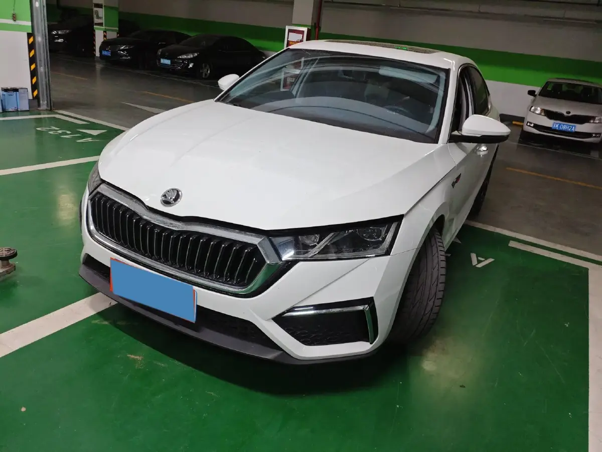 2023 Skoda Octavia 1.4T 150HP L4 7DCT