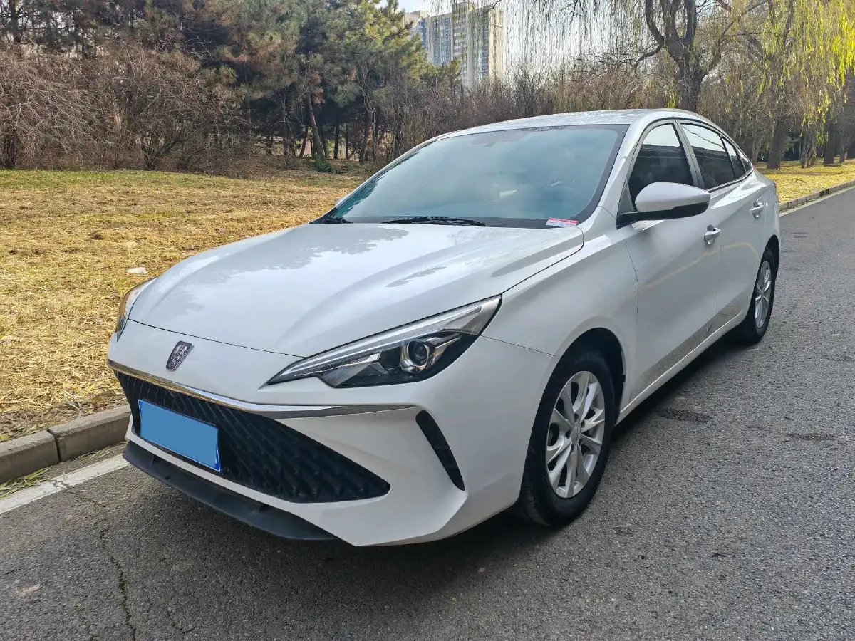 2023 Roewe i5 1.5L 129HP L4 5MT