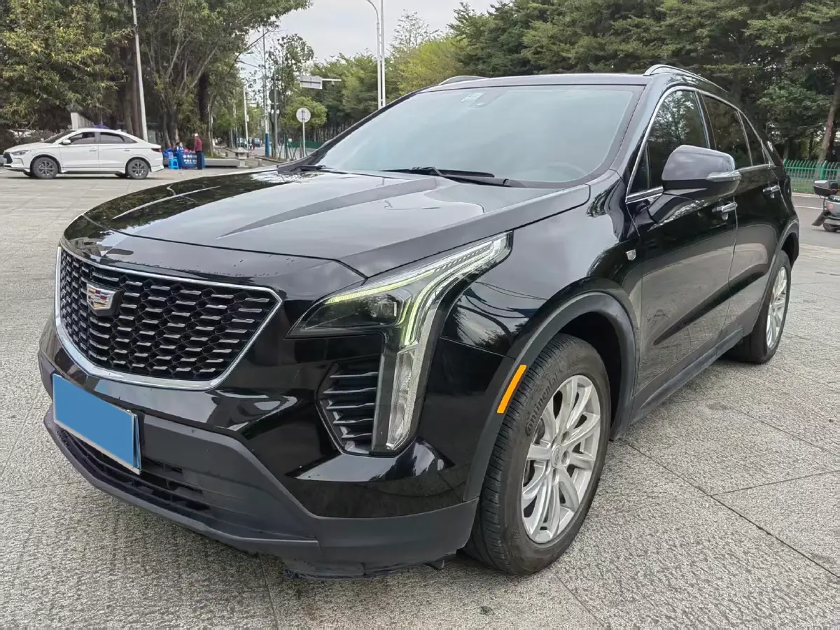 2020 Cadillac XT4 2.0T 241HP L4 9AT
