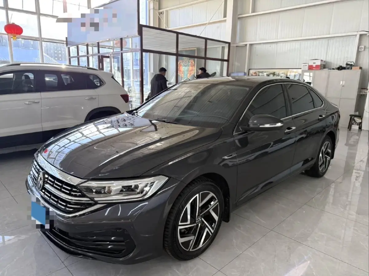 2023 Volkswagen Sagitar 1.4T 150HP L4 7DCT