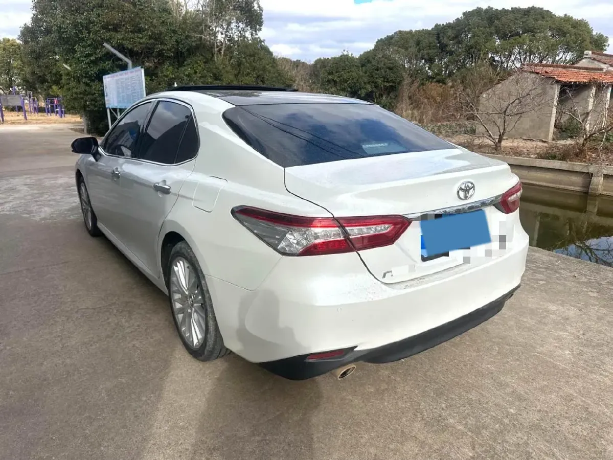 2019 Toyota Camry 2.5L 209HP L4 8AT,autocango,china used car exporter,china ev exporter,chinese used car exporter,chinese used ev exporter