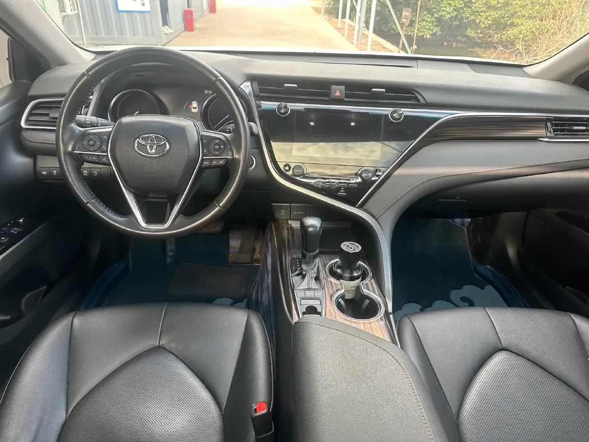 2019 Toyota Camry 2.5L 209HP L4 8AT,autocango,china used car exporter,china ev exporter,chinese used car exporter,chinese used ev exporter
